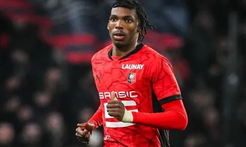 Paul Merson sốc nặng vì thương vụ 60 triệu bảng của Liverpool