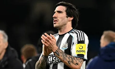 Thực hư vụ người đại diện Sandro Tonali chào mời Arsenal