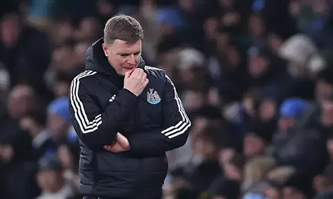Newcastle chốt tương lai Howe sau thảm bại trước Man City