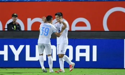 Dính phạt đền phút 87, Nam Định tuột chiến thắng trước JDT