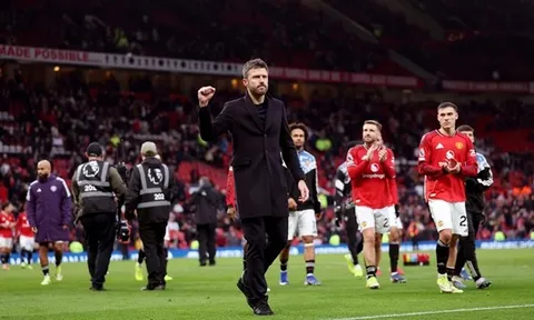 Romano chỉ ra điều kiện để Carrick được MU bổ nhiệm