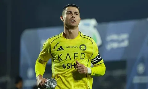 Tố BTC thiên vị, Ronaldo nhận gáo nước lạnh từ giải đấu