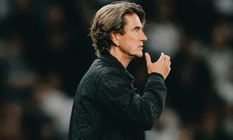 Scholes cảnh báo Frank về sai lầm của Ruben Amorim