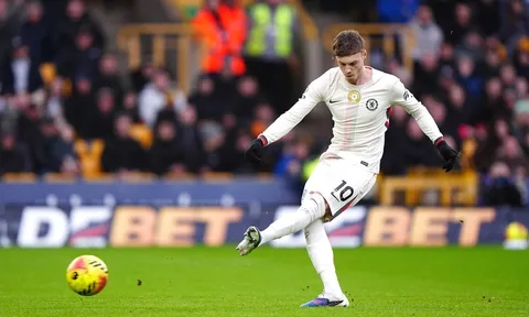 Wolves "biếu quà", Palmer lạnh lùng mở tỷ số
