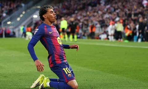 Yamal lập siêu phẩm giúp Barcelona đè bẹp Mallorca