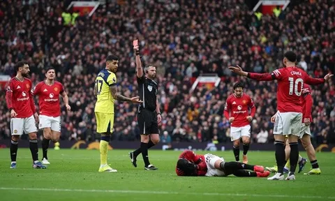 Sự vô trách nhiệm của Romero đẩy Tottenham vào khủng hoảng