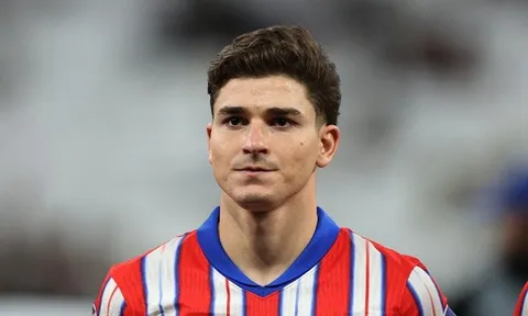 Chelsea chi 90 triệu euro tranh Julian Alvarez