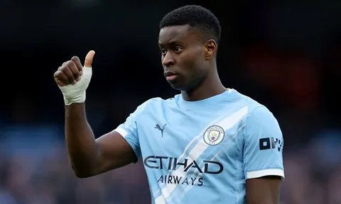 Guehi tự tin phá dớp buồn tại Anfield
