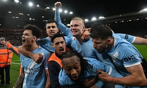 Haaland tỏa sáng, Man City ngược dòng cảm xúc trước Liverpool