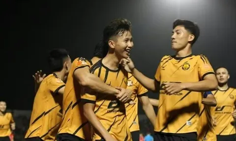 Thanh Hóa, SLNA thắng sốc vẫn chưa vơi nỗi lo cơm áo