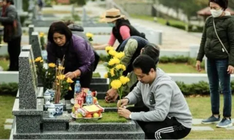 Cuối năm đi tảo mộ Tổ tiên, tuyệt đối tránh làm việc này kẻo gia đình lao đao, lộc tài tiêu tán