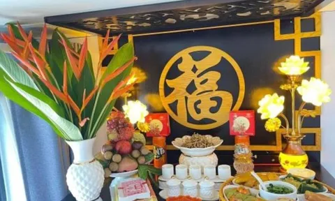 Dọn dẹp bàn thờ cuối năm: 5 vật tuyệt đối phải bỏ ngay để tránh hao tài, tán lộc