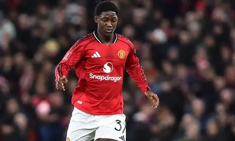 Carrick đã chứng minh Amorim hoàn toàn sai lầm về Mainoo