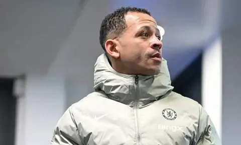 Rosenior muốn trung vệ Chelsea tự tin chơi mạo hiểm