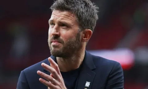 Paul Merson chỉ ra vũ khí bí mật giúp Carrick lột xác MU