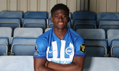 Chelsea vượt mặt MU, PSG trong vụ Carlos Baleba