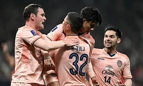 Buriram United nhấn chìm Chengdu ngay tại Trung Quốc