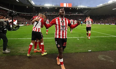 Liverpool tìm lời giải tuyến giữa ở trận gặp Sunderland