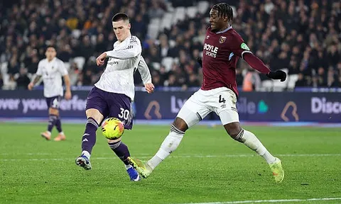 Khối bê tông West Ham phơi bày điểm yếu chí mạng của MU