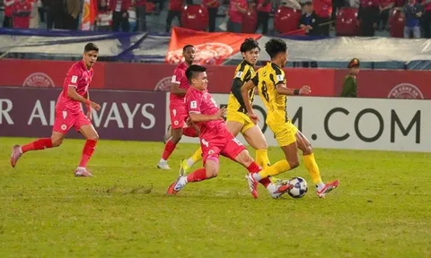 CĐV gọi Quang Hải là số 1 VN sau cú đúp cho CAHN