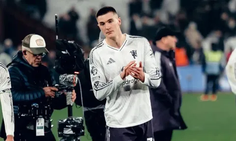 Lý do Benjamin Sesko là mẫu trung phong toàn diện nhất của Carrick