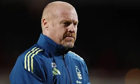 CHÍNH THỨC: Nottingham trảm Sean Dyche, lần thứ 3 đổi HLV mùa này