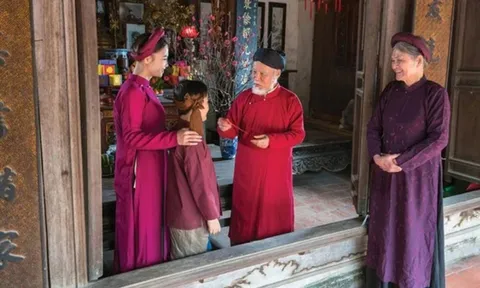 Tuổi xông đất đẹp năm Bính Ngọ 2026: Gọi may mắn, kích hoạt tài lộc cả năm