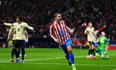 5 điểm nhấn Atletico Madrid 4-0 Barca: Canh bạc sai lầm của Flick; Tam tấu hủy diệt