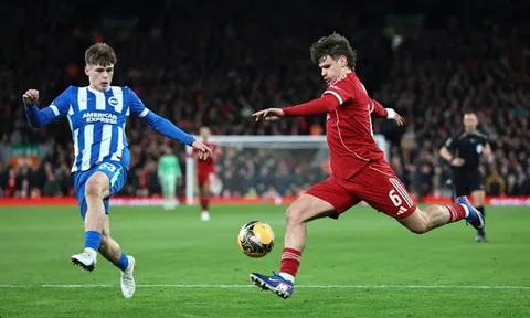 Kerkez lột xác đe dọa vị thế của Robertson