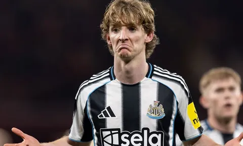 Liverpool phá két 100 triệu bảng vì Anthony Gordon