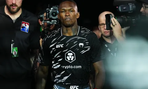 Israel Adesanya: "Tôi đã thấy vạch đích"
