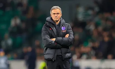"Vương miện" Champions League đang đè nặng lên đôi vai PSG