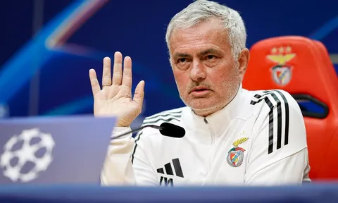Tái đấu Real, Mourinho e ngại "nhà vua bị thương"