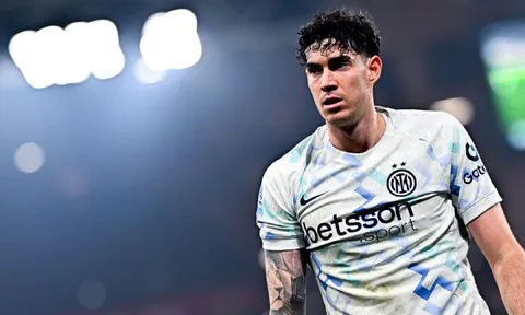 Arsenal đại chiến Liverpool vì "đá tảng" Bastoni