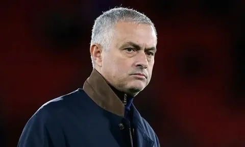 Mourinho thừa nhận Benfica bất ổn tâm lý vụ Vinicius