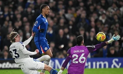 HLV Chelsea tin Joao Pedro đủ sức hay nhất thế giới