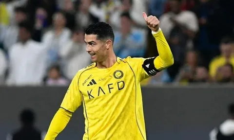 Ronaldo lập cú đúp, Al Nassr hủy diệt Al Hazem 4 bàn không gỡ