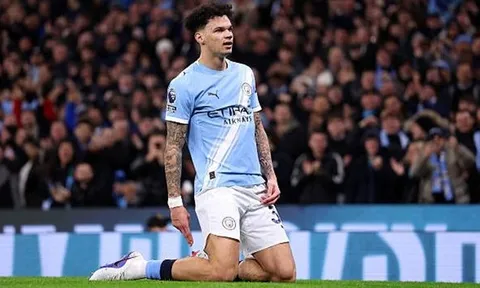 Nico O'Reilly mơ cùng Man City vô địch Ngoại hạng Anh