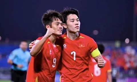 Rời vùng an toàn U23, Đình Bắc và đồng đội đối mặt cuộc chiến sinh tồn