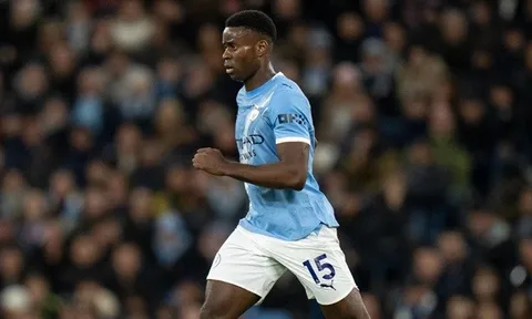Guehi thừa nhận thay đổi lối chơi hoàn toàn tại Man City