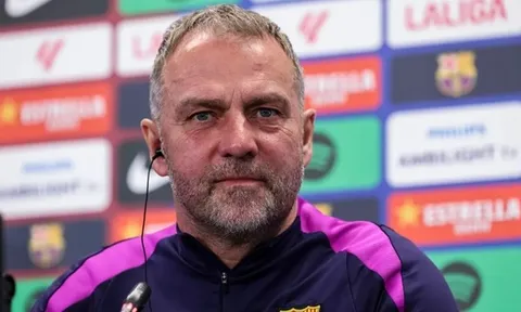 Flick tuyên bố Barca cần thủ lĩnh đấu Levante
