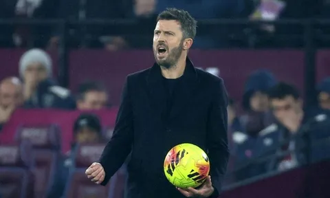 Thiên thời địa lợi giúp Carrick rộng cửa dẫn dắt MU