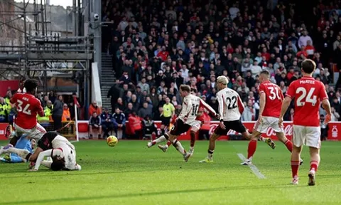 Mac Allister ghi bàn phút 90+7, Liverpool giành 3 điểm quý giá