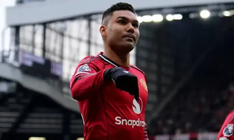 Carrick tin Casemiro đủ trình đá cho mọi ông lớn