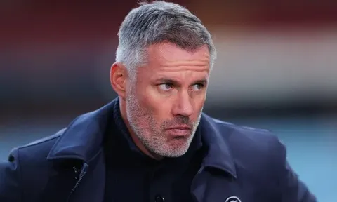 Hủy diệt Tottenham, bom tấn Arsenal khiến Carragher nhận sai
