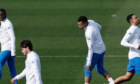 Mbappe nén đau thi đấu 6 tuần, nguy cơ lỡ đại chiến Benfica