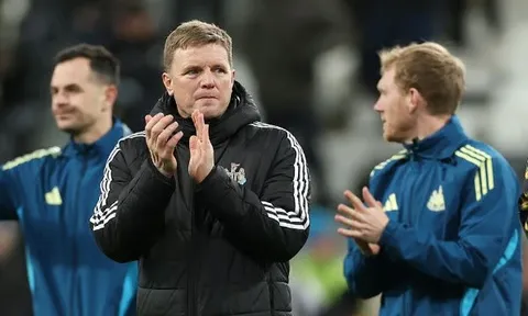 Eddie Howe gọi câu hỏi về tham vọng của Newcastle là ngớ ngẩn