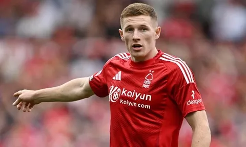Romano xác nhận Manchester United săn 2 tiền vệ