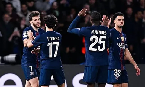 Hòa kịch tính Monaco, PSG vào vòng 16 đội Champions League