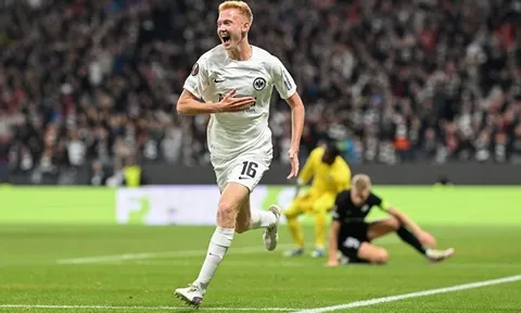 Arsenal ngã giá 50 triệu euro mua Hugo Larsson